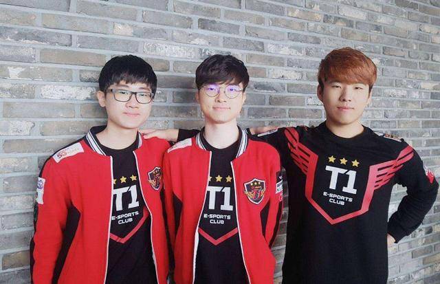 归化球员的 归化球员的